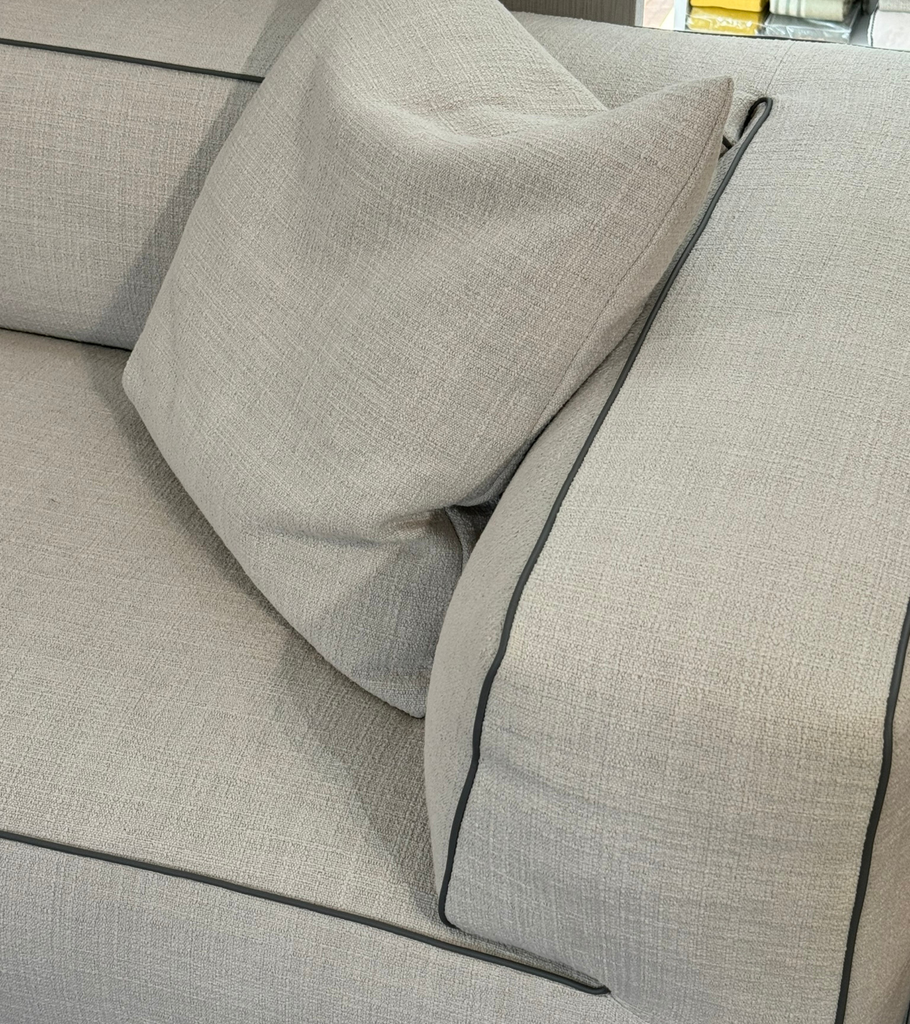 Perry divano cuscini Flexform bianco casa