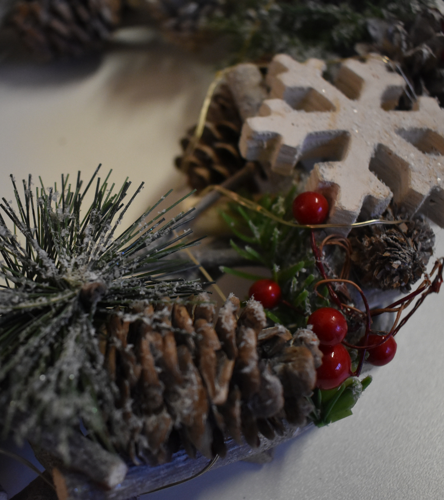 ghirlanda natale pino