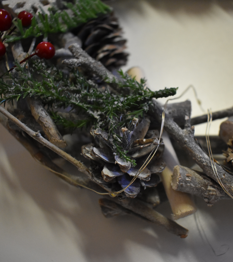 ghirlanda natale rametti