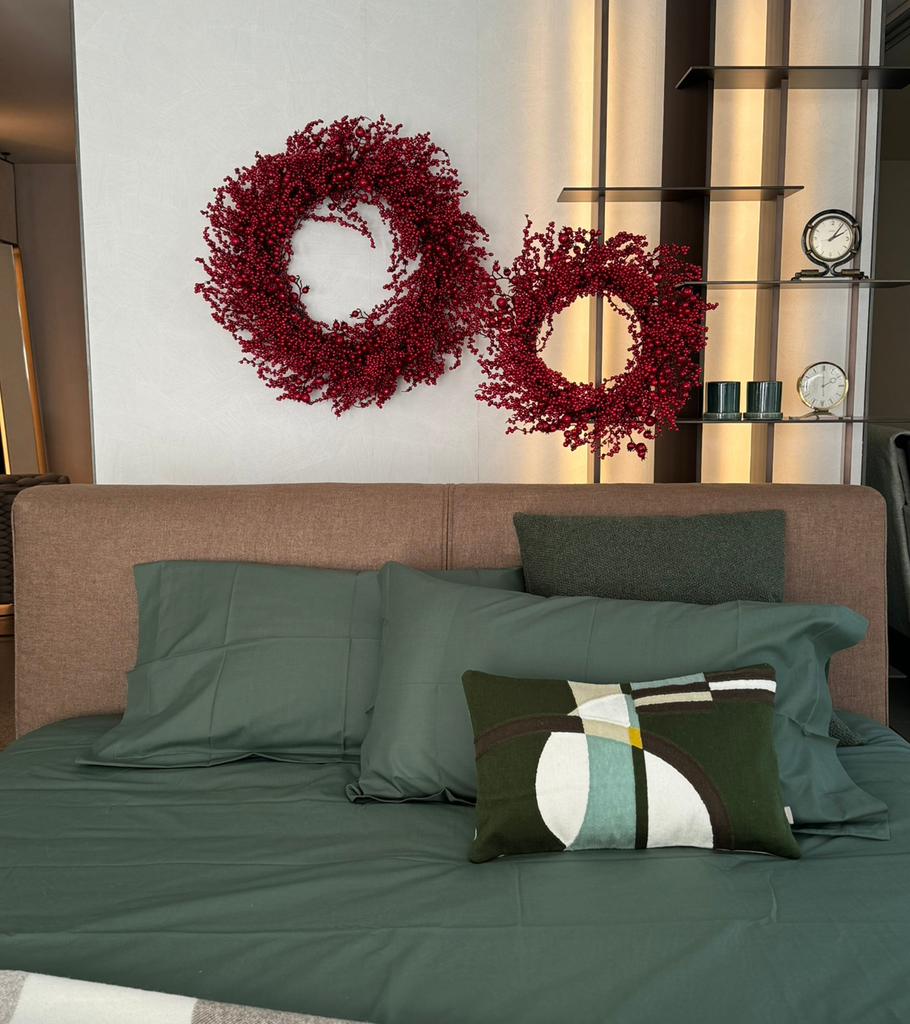 ghirlanda con bacche rosse