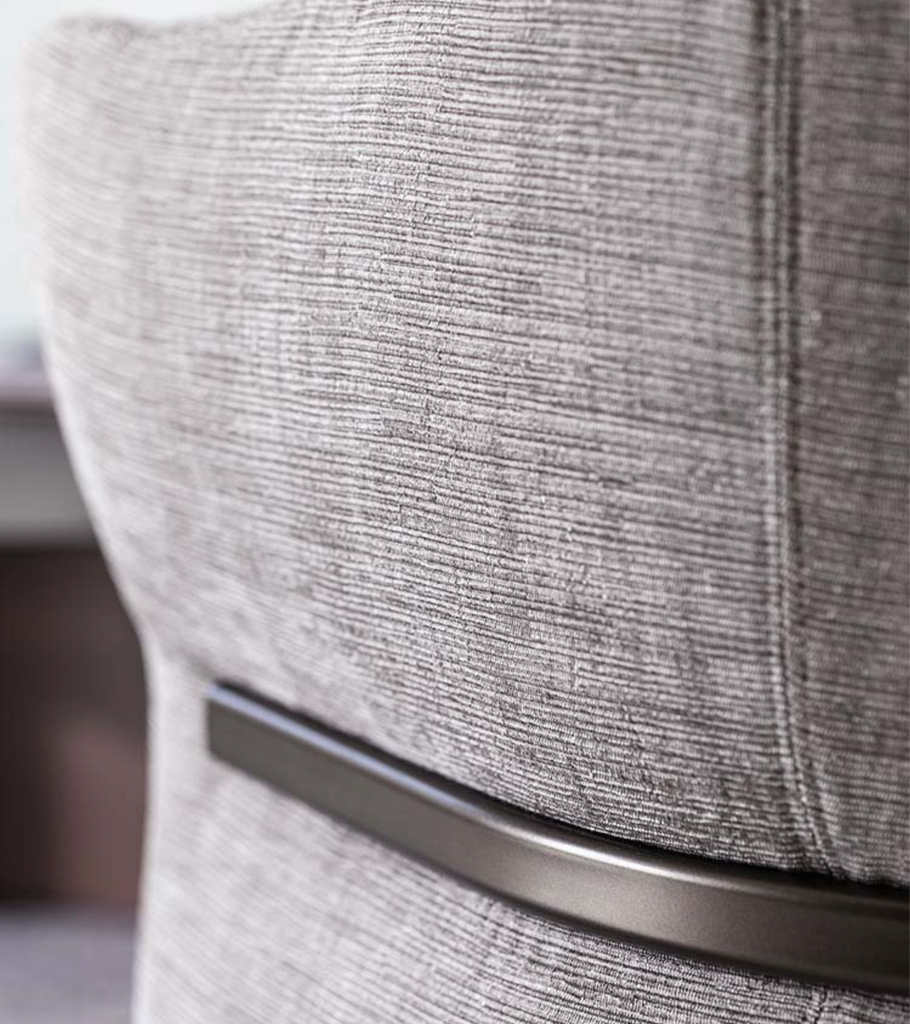 madame butterfly flou armchair