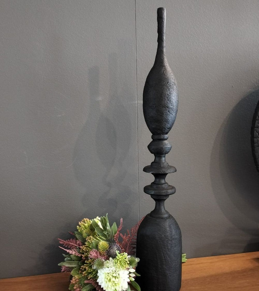 scultura alta nero decorazione