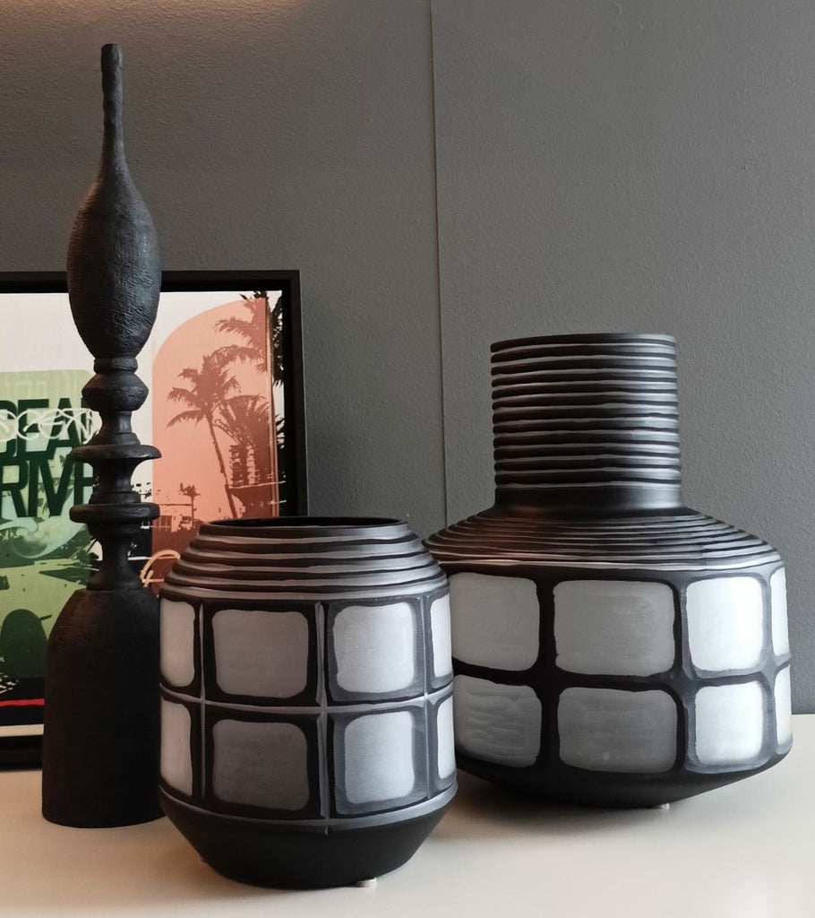 vaso nero vetro decorazione
